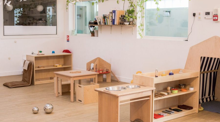 Pourquoi Choisir une École Montessori pour son Enfant : L'Approche Pédagogique Innovante de Bloom School